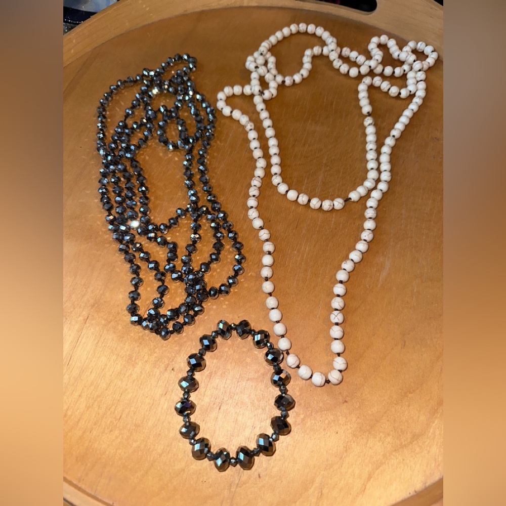 Elegant Beaded Necklace 3 pieces Set -